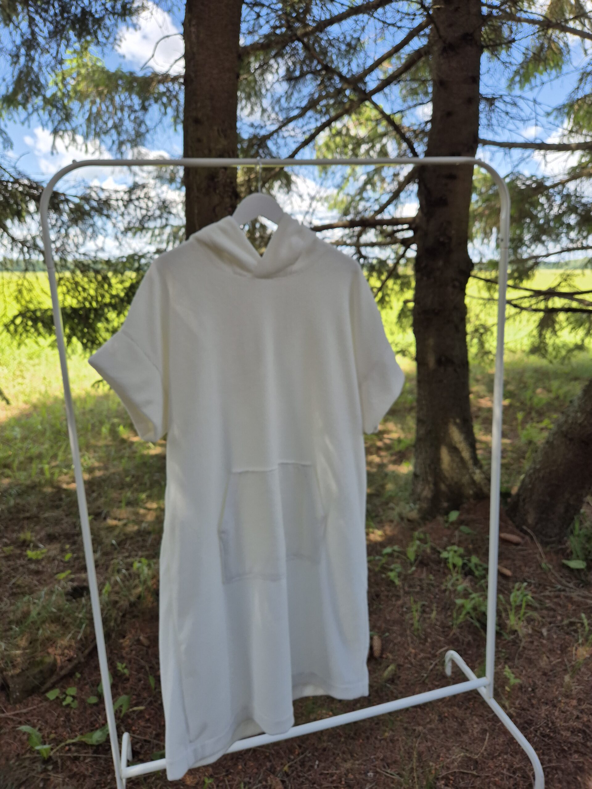 Meadowqueen white bamboo pocho